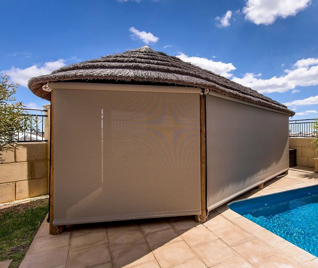 Crank & Clip outdoor blinds on a Perth home